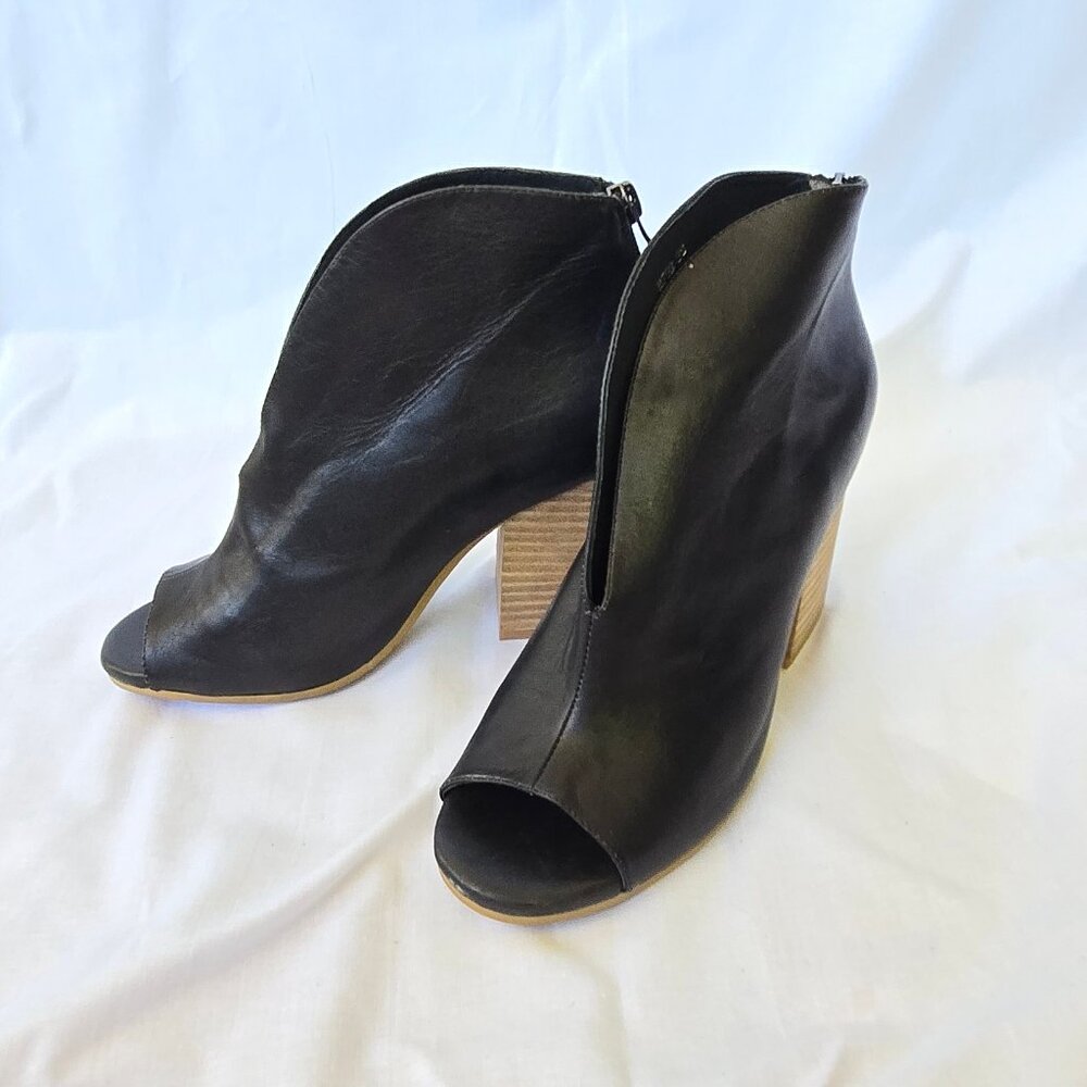 Antelope Heeled Bootie